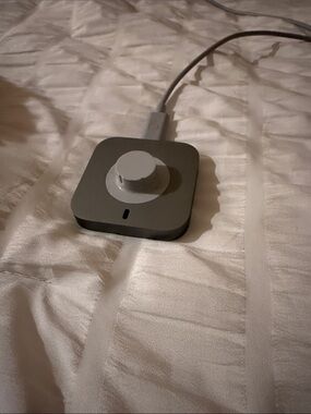Oura ring charger- Size 7 Gen 4